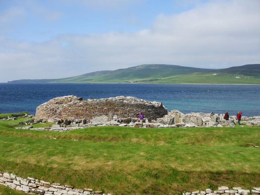 From Edinburgh: Orkney and The Far North 5-Day Tour - From Edinburgh to Kirkwall, the trip that stitches two Scotts into one