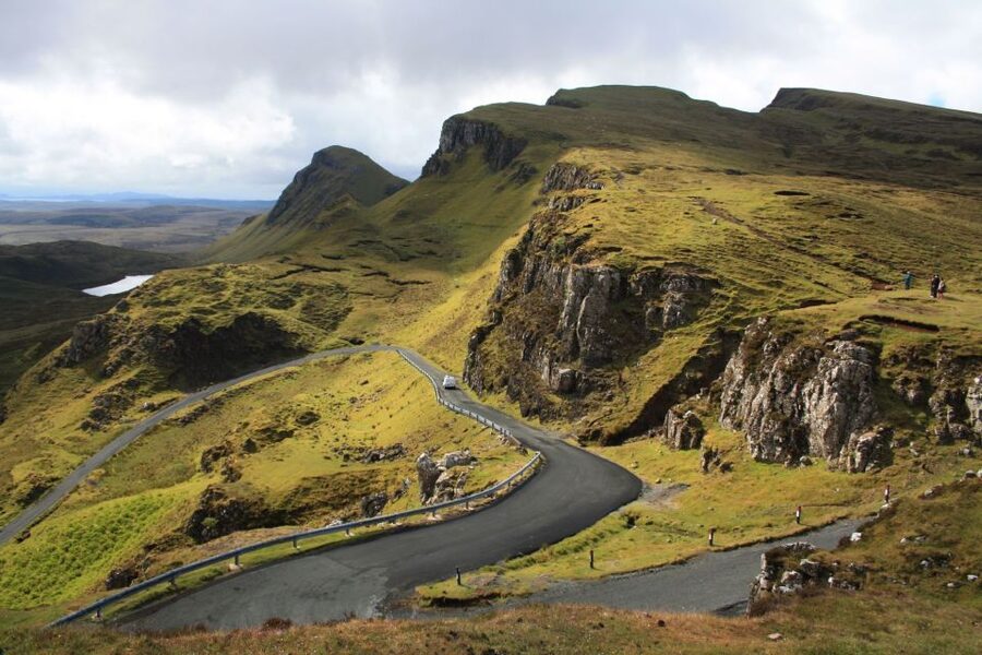 From Edinburgh: Outer Hebrides & Isle of Skye 6-Day Tour - Day 2: Ferry to Stornoway, wildlife at sea, and crofting Lewis