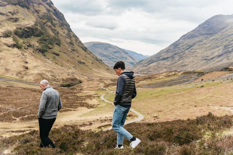From Edinburgh: Outlander Experience 2-Day Tour - Day 1: Midhope, Blackness, Doune, then into the Inverness night