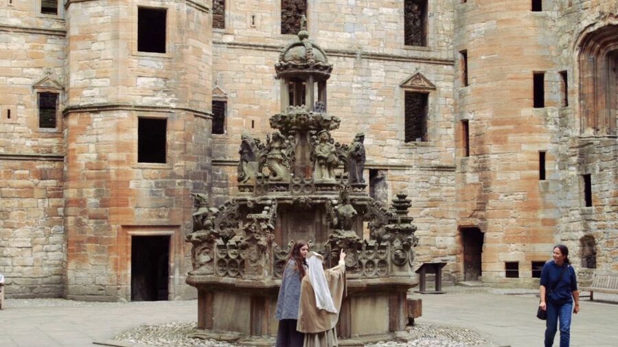 From Edinburgh: Outlander Full-Day Tour in Spanish - Who this tour suits best