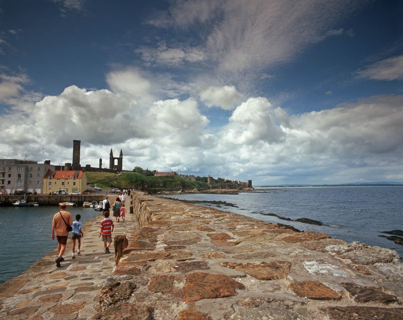 From Edinburgh: St Andrews and Fishing Villages of Fife Tour - Falkland and Outlander vibes: a photo stop that gives you a different Scotland