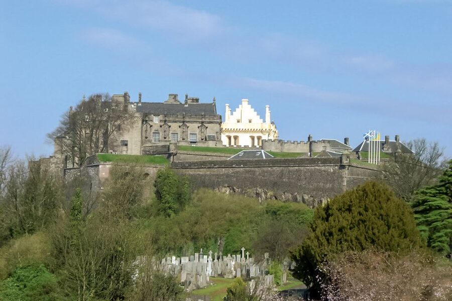 From Edinburgh: Stirling Castle, Loch Lomond & Whisky Tour - Pace and comfort: how to set yourself up for an easy day