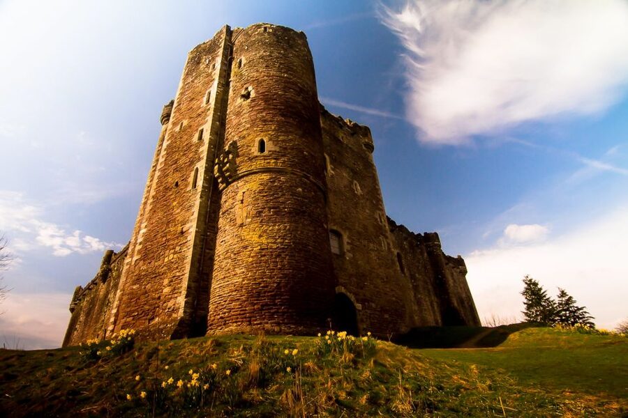 From Edinburgh: West Highland Lochs and Castles Day Trip - The Green Welly and King’s Knot: Quirky Stops That Break Up the Return