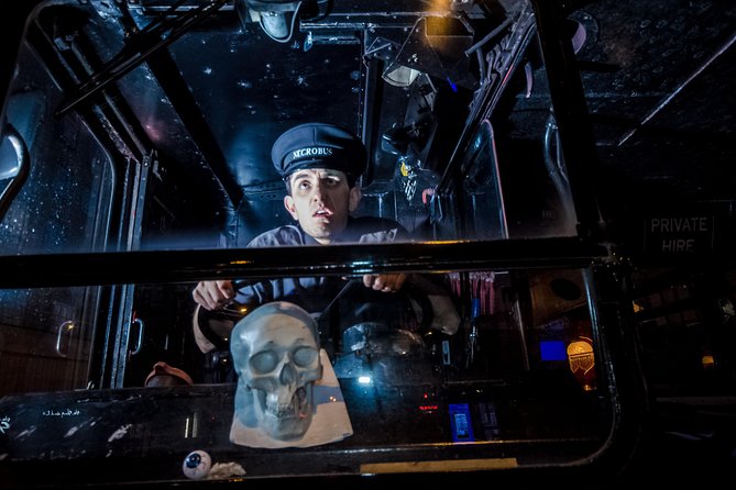 Ghost Bus Tour of Edinburgh - How the Vintage Double-Decker Shapes Your Experience