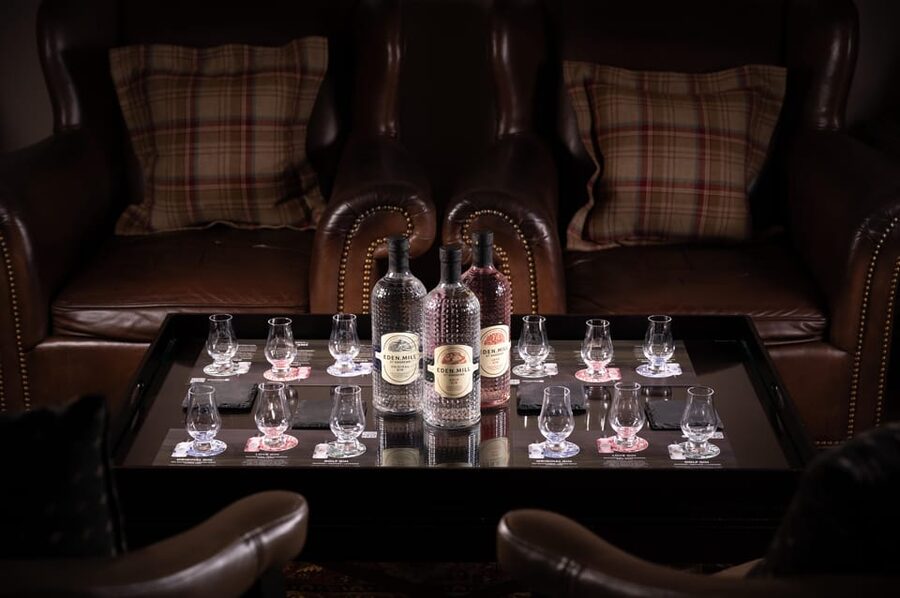 Gin Tasting Experience with a Perfect Serve - Love Gin and Golf Gin: how the flavor changes in the glass