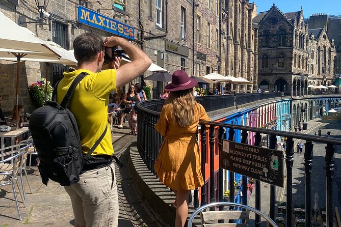 Guided 60-Minute Photography and sightseeing Tour in Edinburgh - Stop 4: Bakehouse Close, turning a cool photo into a post people find