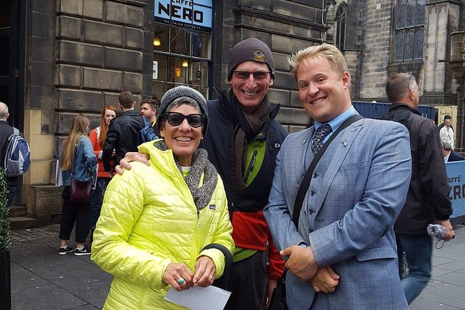 Guided Edinburgh Private Walking Tour - The Royal Mile section, plus how to enjoy it without getting stuck