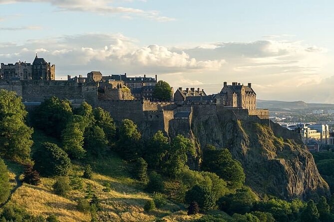 Harry Potter’s Edinburgh: A Self-Guided Audio Tour - Start at Castlehill, end at Elephant House (outside)