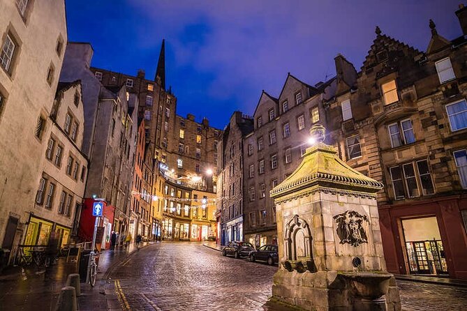 Harry Potter Tour & Edinburgh Castle Visit - Old Town Stops That Feel Like a Story Set