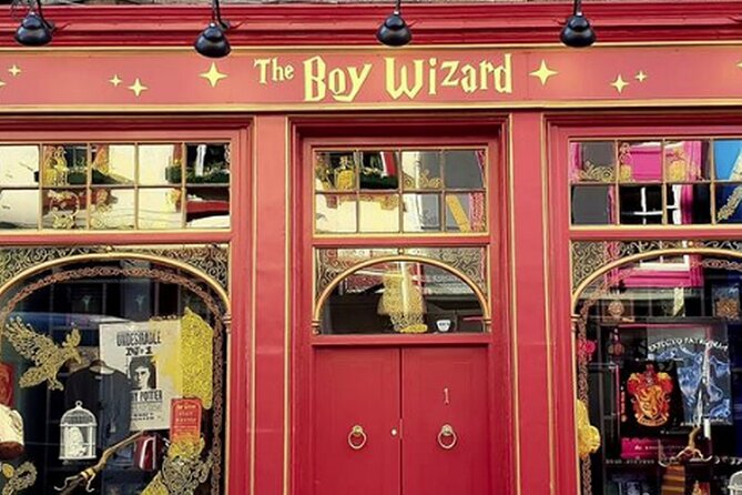 Harry Potter Tour & Edinburgh Castle Visit - Greyfriars Graveyard Lore: The Most Potter-Heavy Moment
