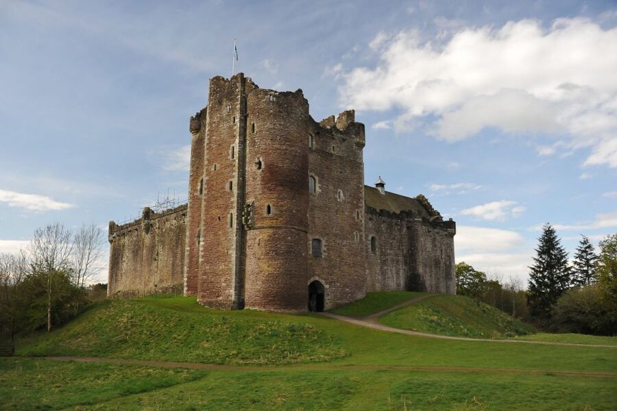 Inverness and The Highlands 2-Day Tour from Edinburgh - Loch Ness, Urquhart Castle, and Ben Nevis on the Great Glen