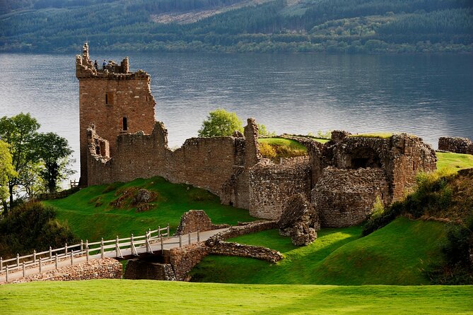 Inverness, Loch Ness and Urquhart Castle Full Day Tour - The Big Picture: How This 12-Hour Highlands Day Really Feels