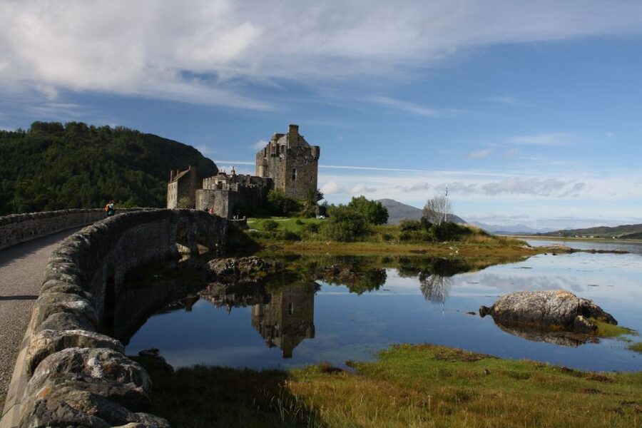 Isle of Skye and West Highlands: 4-Day Tour from Edinburgh - Fort William to Mallaig and Over to Skye: Glenfinnan Viaduct Before the Ferry