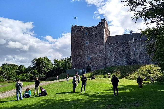Jamie Fraser Outlander tour to Lallybroch tours Edinburgh - Why the Jamie Fraser Lallybroch walk feels personal