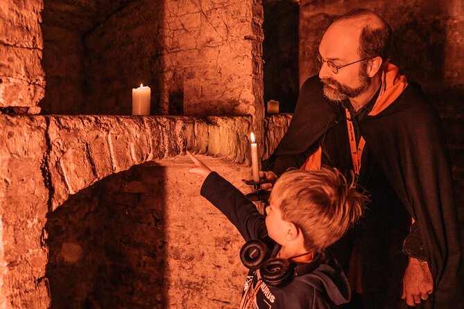Kids Multi-Sensory Underground Vaults Tour in Edinburgh - A Spooky Walk From Mercat Cross Toward the Underground Vaults