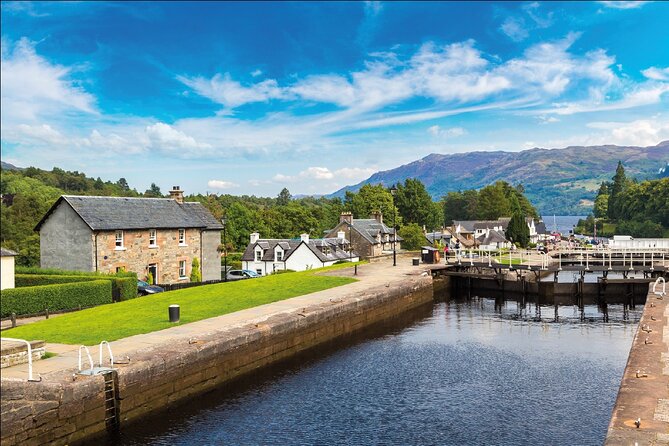Loch Ness and the Highlands Experience Bus Tour from Edinburgh - Kilmahog Stop: Coffee, Shops, and Big Highland Cows