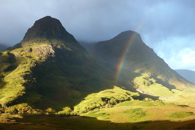 Loch Ness and the Scottish Highlands Day Tour from Edinburgh - Guides, Commentary, and Coach Comfort: What You Should Expect