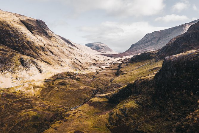 Loch Ness, Glen Coe & The Highlands Day Tour from Edinburgh - Stirling Castle on the way out, plus the Callander leg-stretch