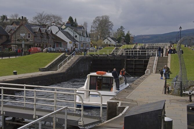 Loch Ness, Glencoe & Highland Small-Group Day Tour from Edinburgh - Callander, Then Glencoe: Quick Stops That Still Matter