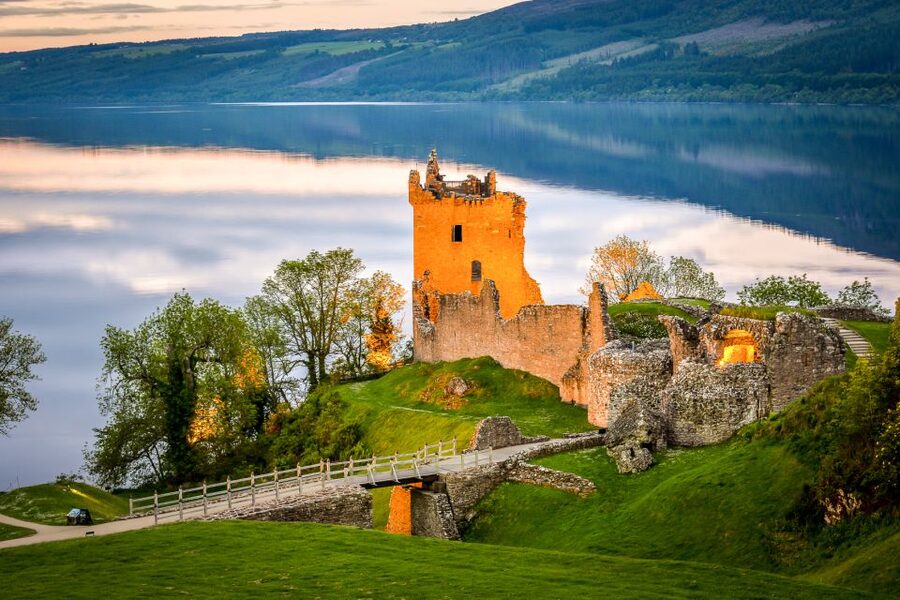 Loch Ness: Urquhart Castle Round-Trip Cruise - “Guide energy” and why it changes the whole ride