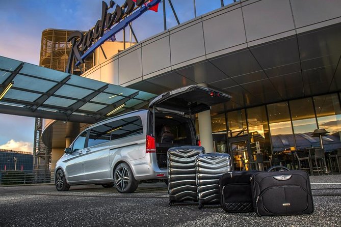 Luxury Transfer Service | Edinburgh to Inverness - Return trip options: plan it at booking time