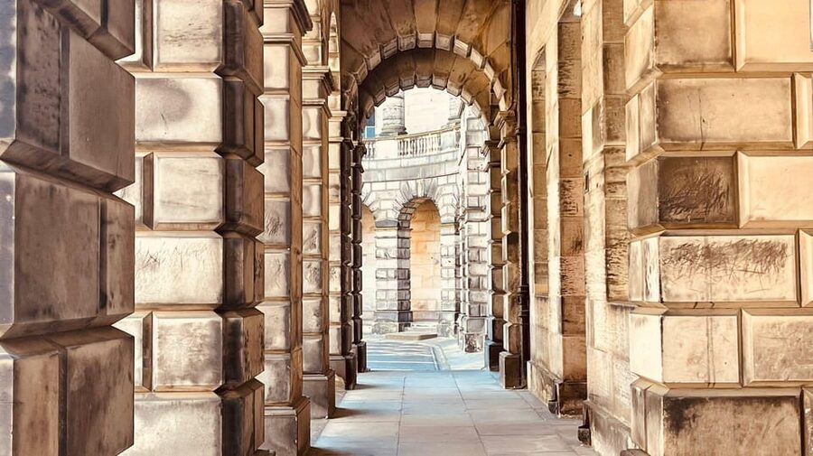 Magical Edinburgh Walking Tour - Comfort tips that keep the magic from turning into a trudge