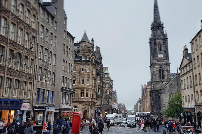 Old Town Historical and Underground Tour - Tron Kirk, Niddry Wynd, and Canongate Kirkyard: Stops That Expand the Story