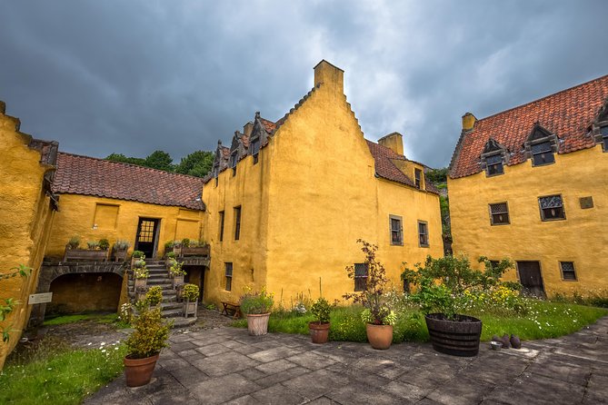 Outlander Film Locations Day Trip from Edinburgh - Doune Castle and Castle Leoch: Best-Preserved Medieval Energy