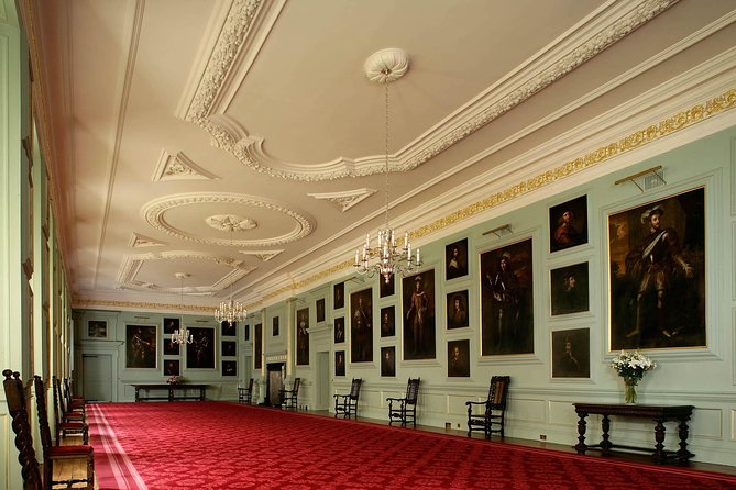 Palace of Holyroodhouse Admission Ticket - Mary, Queen of Scots’ Historic Apartments: court drama in the room setting