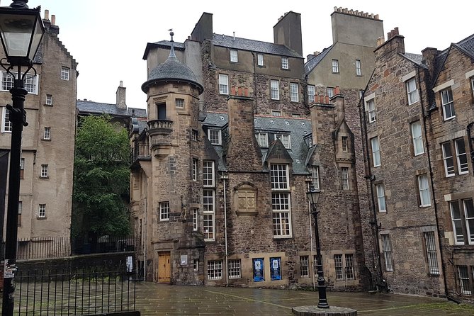 Private Edinburgh City Half-Day Tour - VIP Mercedes Minibus and Door-to-Door Convenience
