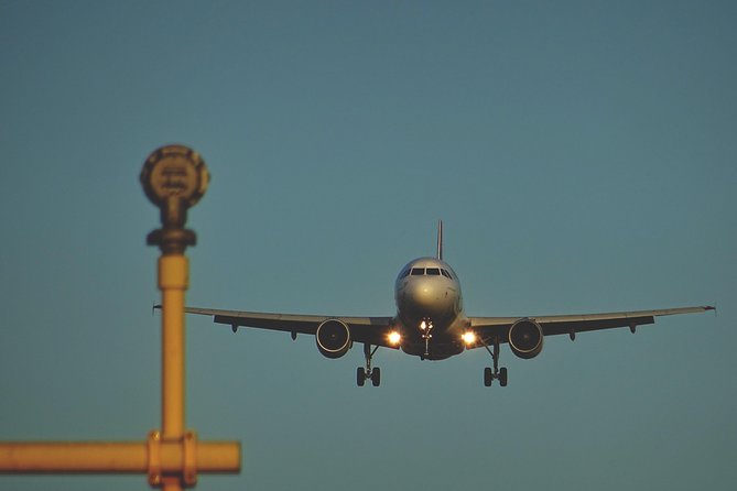 Private Edinburgh Departure Transfer - Hotel / Accommodation to Airport - Door-to-door Edinburgh Airport Access, Without the Public Transport Math