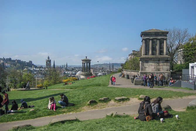 Private Edinburgh Tour for Families with a Local, 100% Personalized - Camera Obscura and the World of Illusions for All Ages