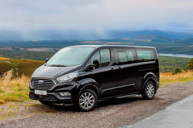 Private Luxury Mini Highlands Tour From Edinburgh - Braveheart - The Kelpies and The Helix, modern Scotland with serious engineering