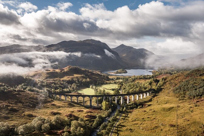 Private Tour of Scottish Highlands, Loch Lomond and castles - The Kelpies and The Helix: a short stop with big night atmosphere