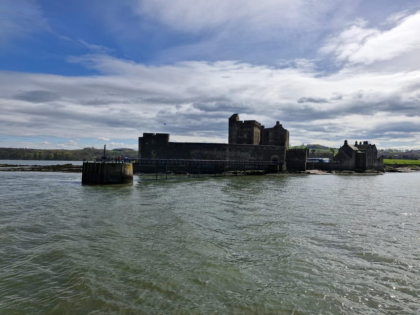 Queensferry: Firth of Forth Blackness Castle Cruise - A quick stop on the Fife side: photo time with scenic purpose