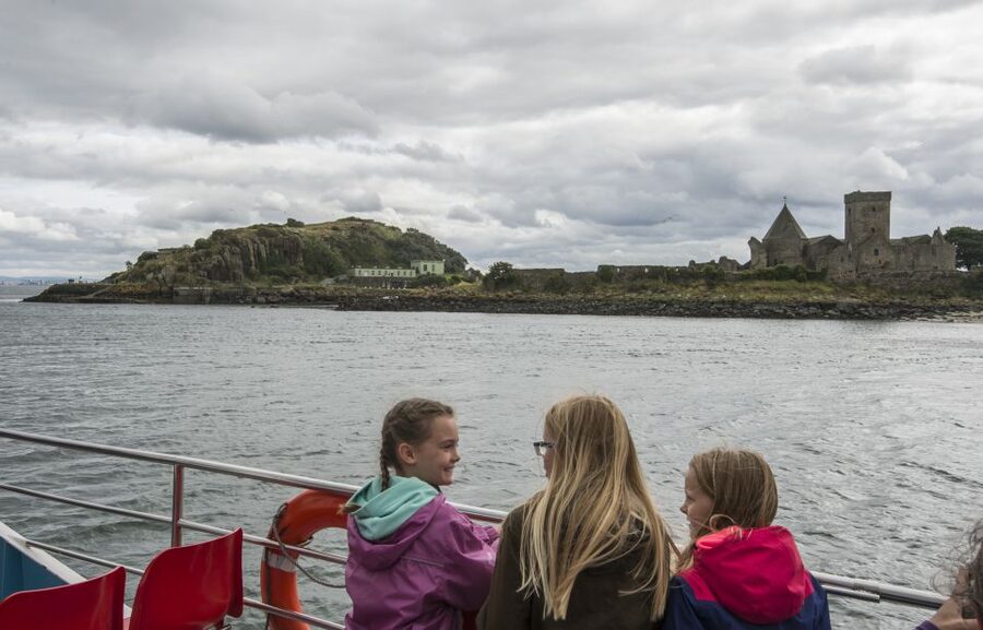 Queensferry: Maid of the Forth 1.5-Hour Sightseeing Cruise - The 1.5-hour route: why the Forth Bridges look better from the water