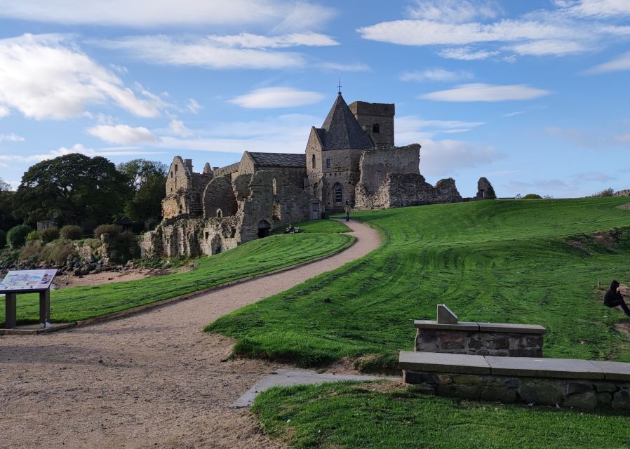 Queensferry: Sightseeing Cruise to Inchcolm Island - When this tour is a smart match for you