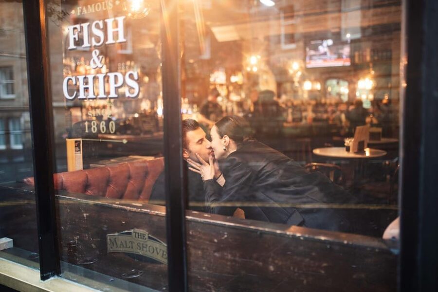 Romantic Photoshoot Experience for Couples in Edinburgh - Key Things To Know Before You Go