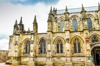Rosslyn Chapel, Dunfermline Abbey and Stirling Castle Day Tour