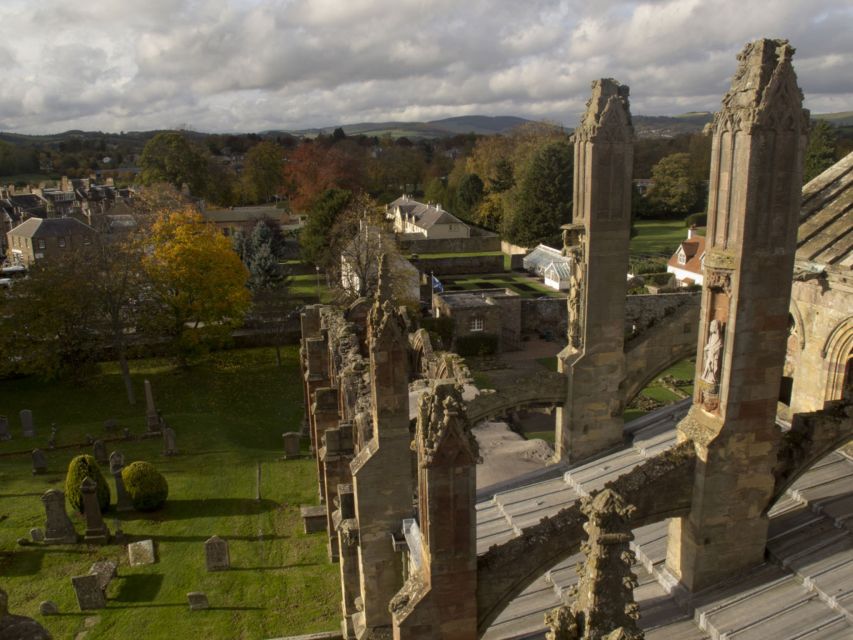 Rosslyn Chapel & Scottish Borders Tour from Edinburgh - FAQ