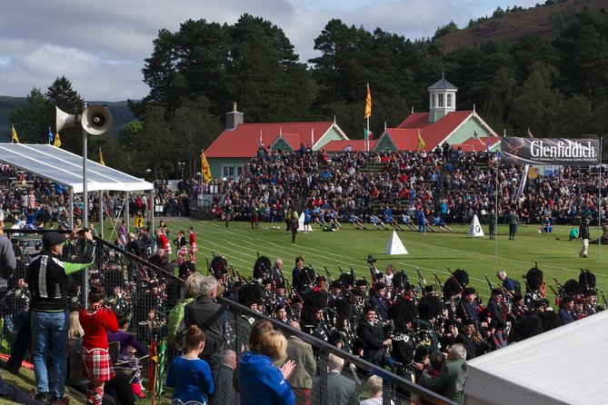 Round-Trip Transportation to the Braemar Highland Games from Edinburgh - Entering Braemar: what you will see once you arrive