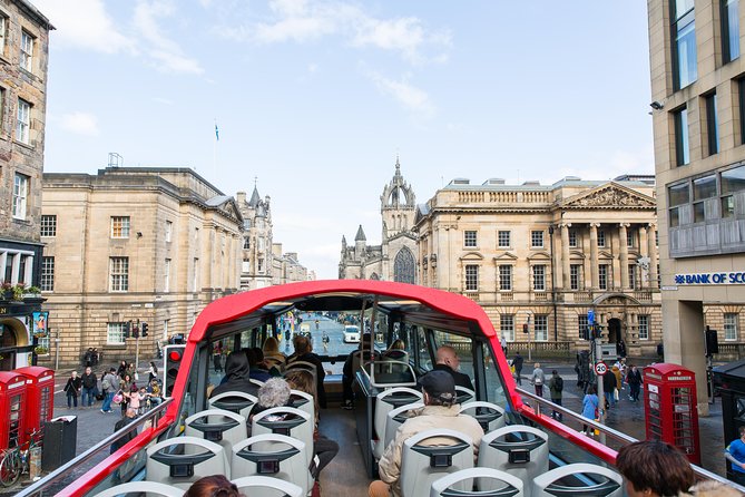 Royal Edinburgh Ticket - Hop-On Hop-Off and Attraction Admissions - Royal highlights: Castle, Holyroodhouse, Britannia, and how to not run out of time