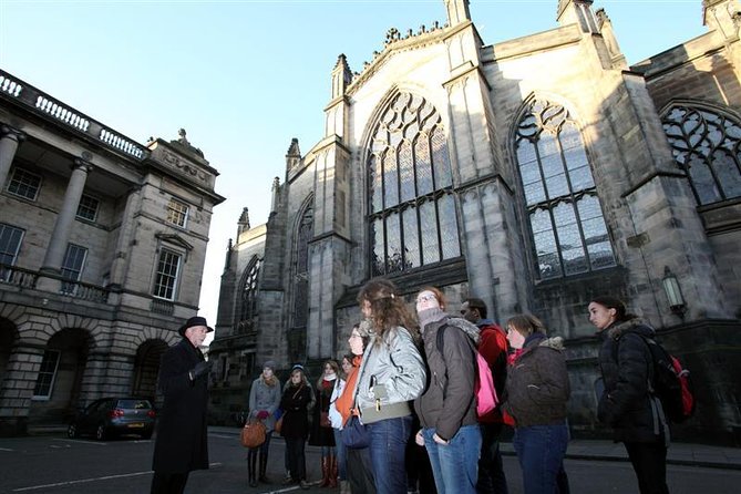 Royal Mile and Edinburgh Castle - Small Group Walking Tour - Key Points You Can Bank On