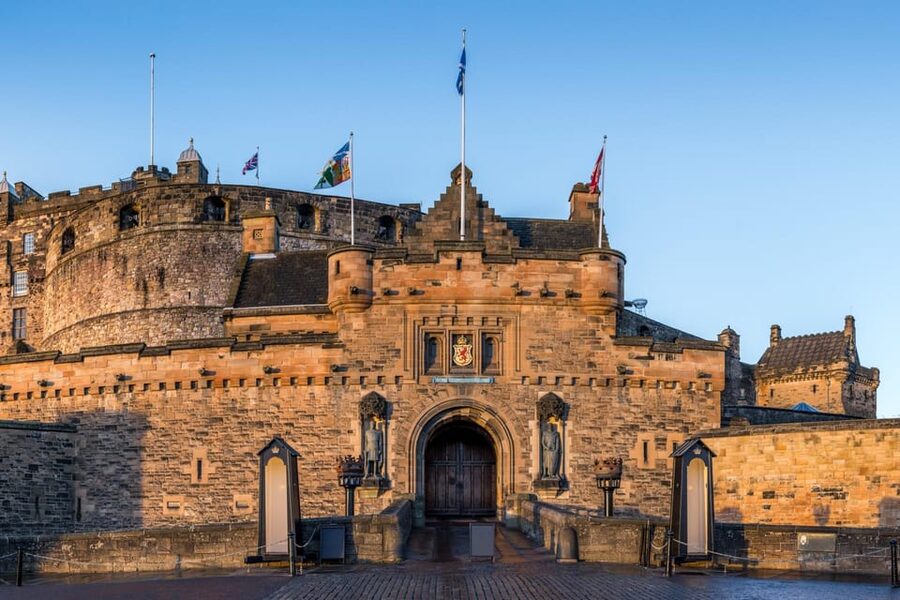 Skip-the-line Edinburgh Castle with Old Town Walking Tour - Walking the Royal Mile With Real Context, Not Just Street Names
