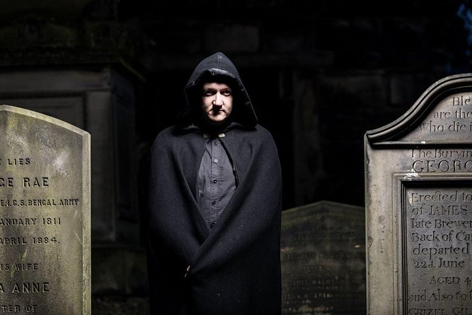 Small Group Edinburgh Underground Vaults & Graveyard Ghost Tour - The Itinerary Rhythm: How the 1 Hour 45 Minutes Actually Feels