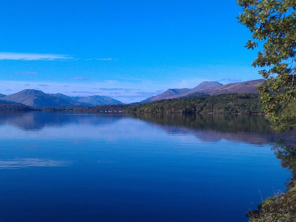 Stirling Castle and Whisky Very Small Group Tour from Edinburgh - Loch Lomond walk: Highlands vs Lowlands and a viewpoint payoff