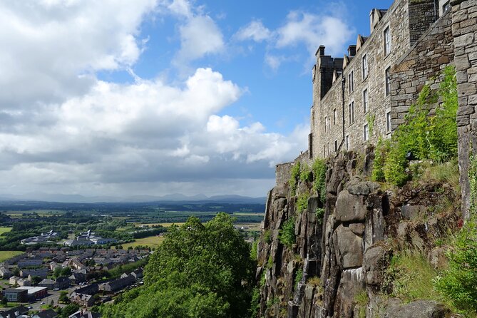 Stirling Castle, Kelpies and Loch Lomond from Edinburgh - The Kelpies and The Helix: short stop, huge wow factor