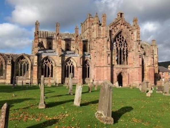 Stone & Story: Rosslyn Chapel & Melrose Abbey Private Day Trip - Scott’s View: A Scenic Break That Helps You Breathe, Then Continue
