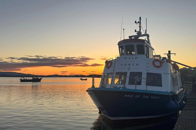 Stunning 90-Minute Firth of Forth Sightseeing Cruise Adventure - Onboard Comfort, Bar, and the Commentary That Makes It Click