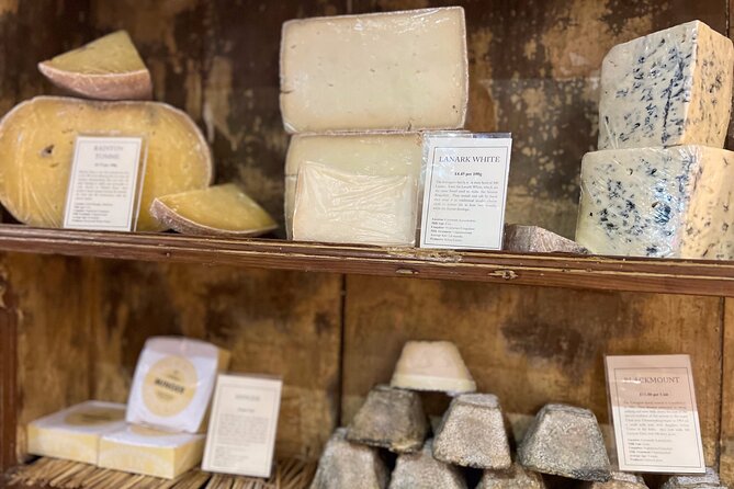 Taste Of Edinburgh Food Tour With All Food & Drinks Included - Victoria Street route: what you see while you get set up for tastings